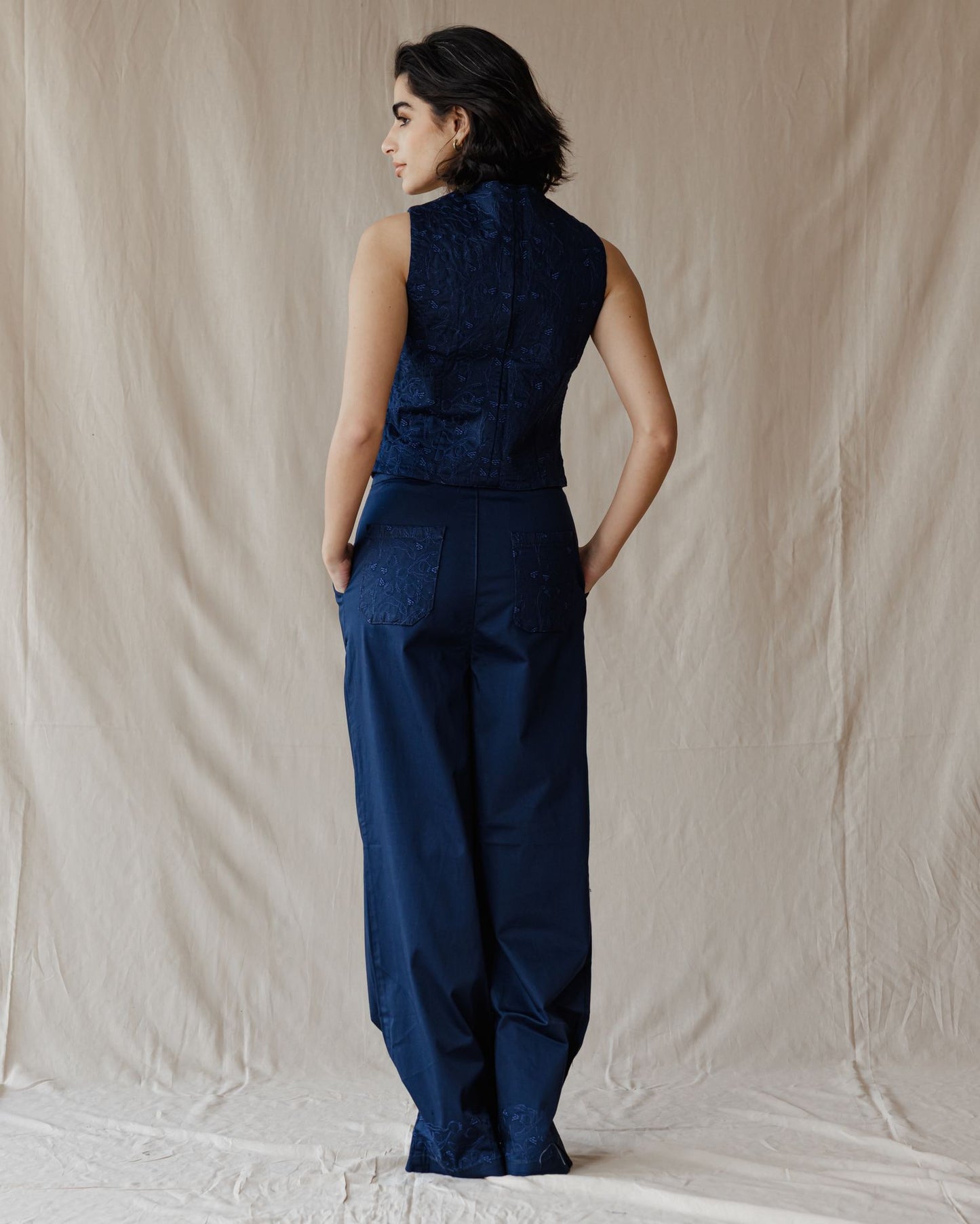 Set ricamato melograno blu navy