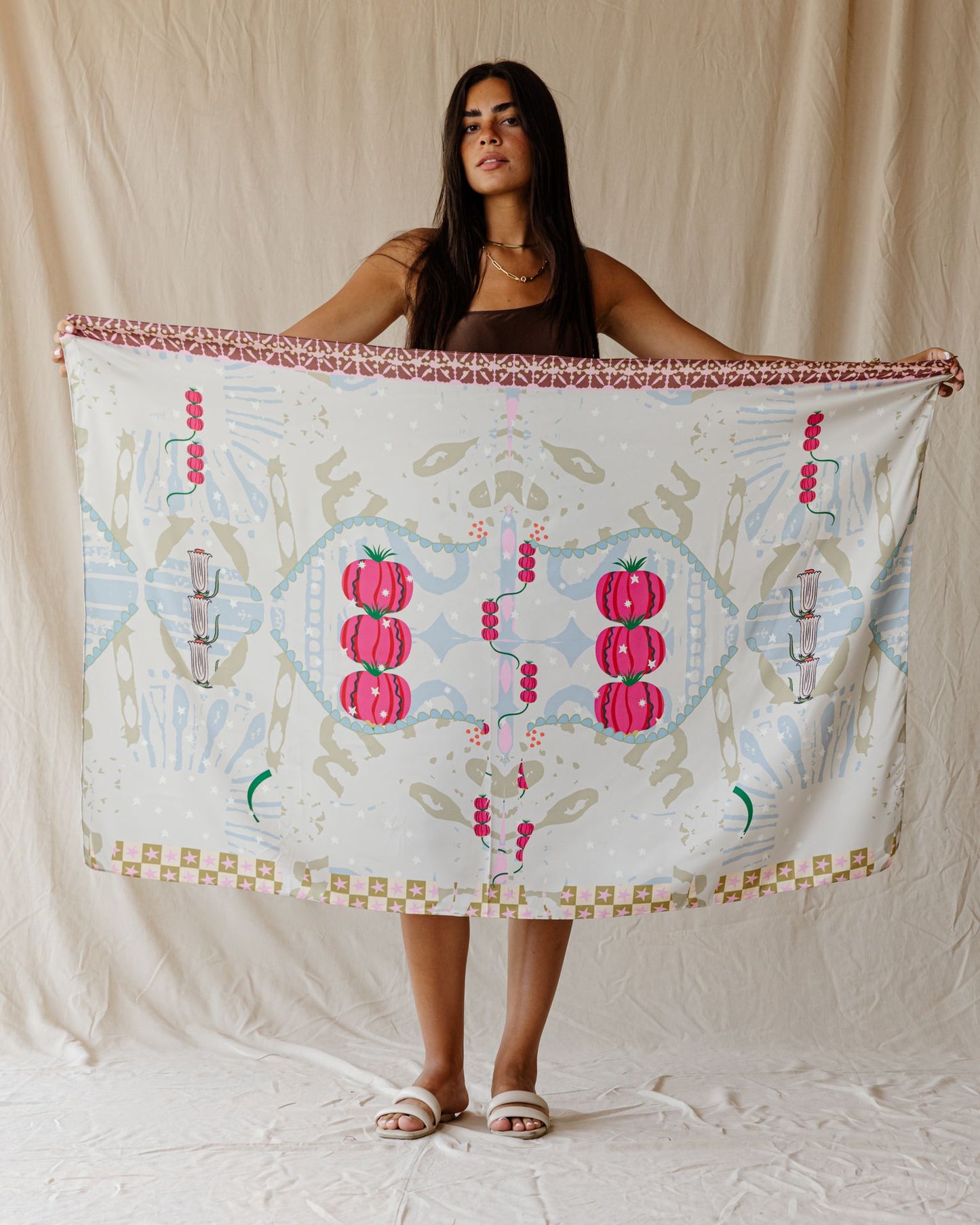 Pomegranate Garden Wrap