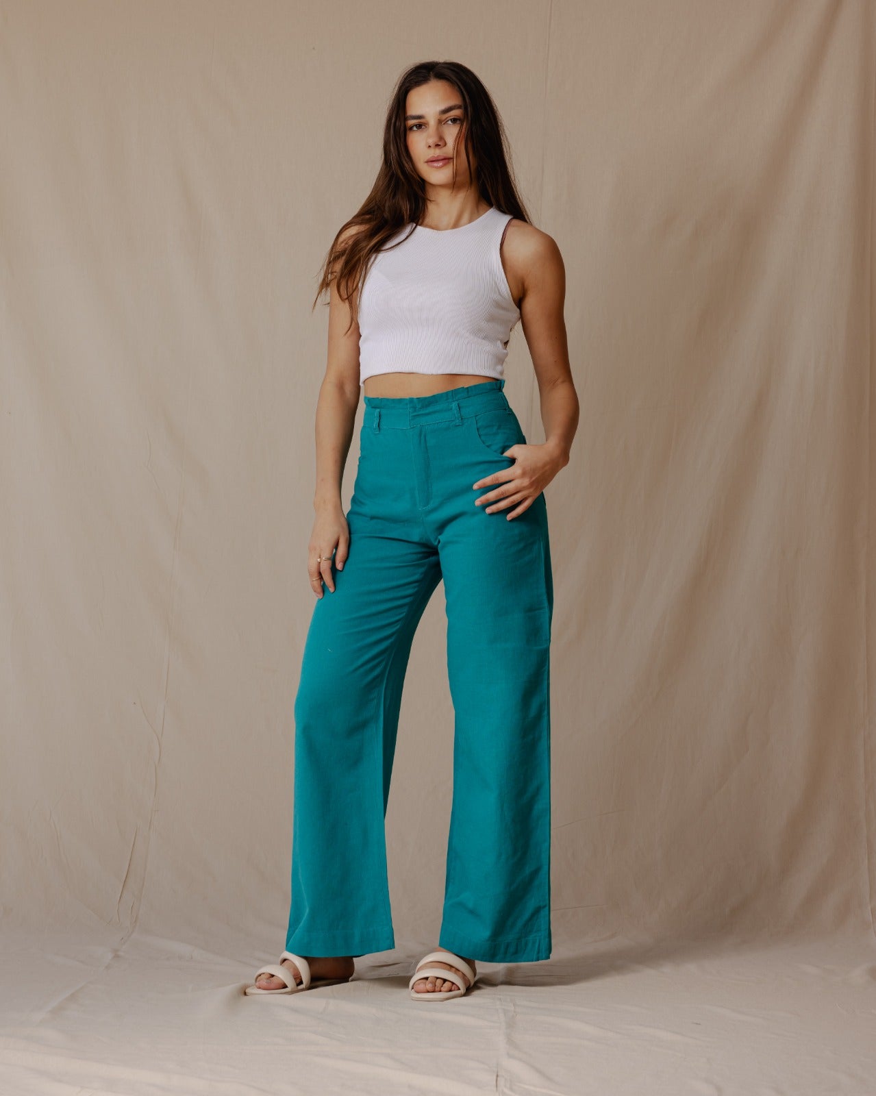 Pantaloni in lino rilassati turchesi