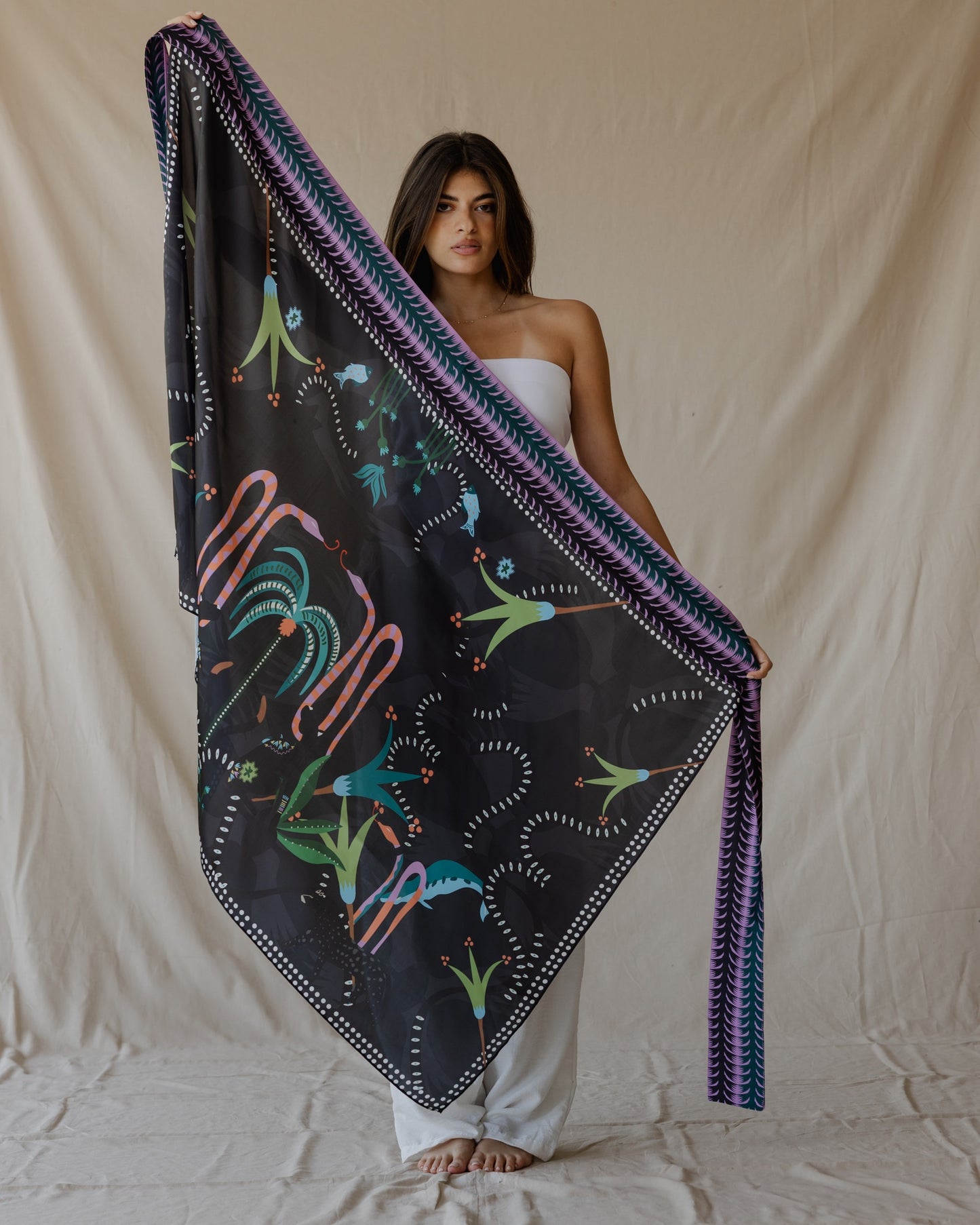 Wild Cats Sarong Black