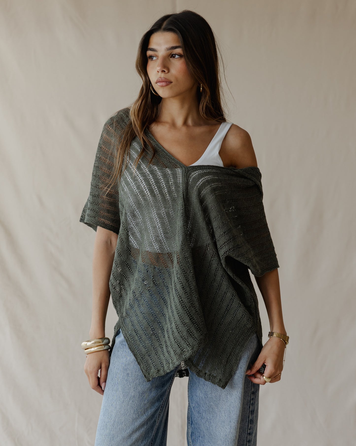 Poncho estivo in maglia oliva
