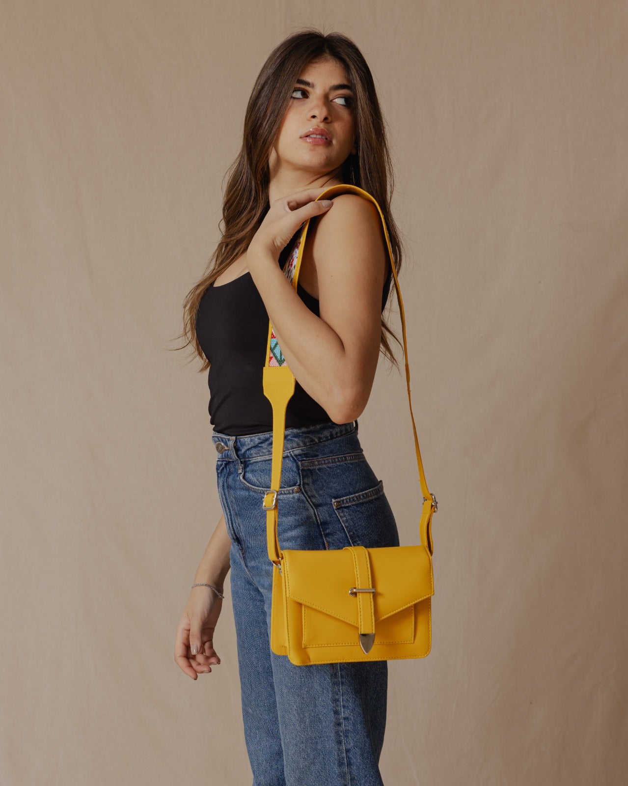 Bolso bandolera Town color mostaza