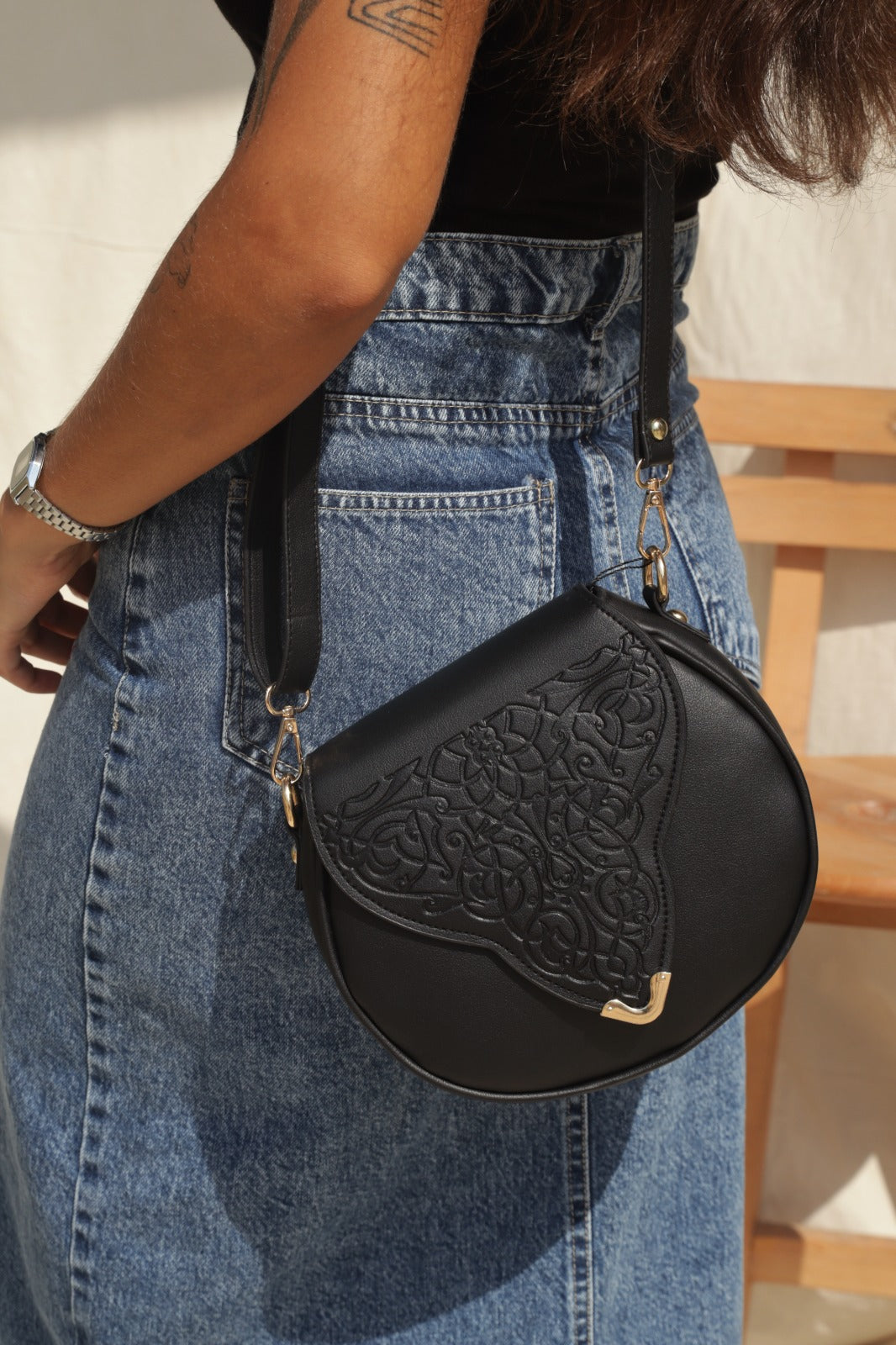 Borsa a tracolla Intaglio nera
