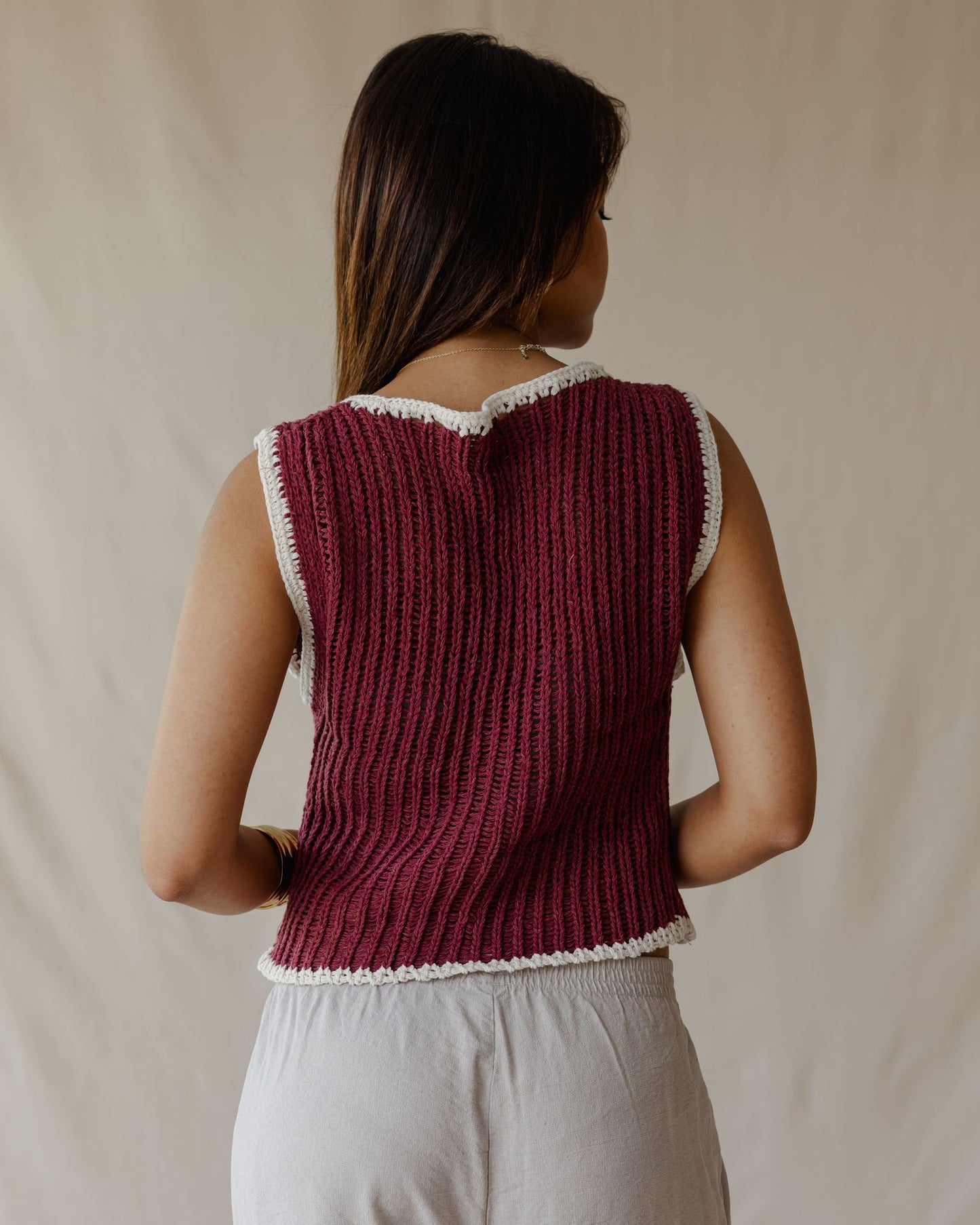 Haut en crochet contrasté bordeaux