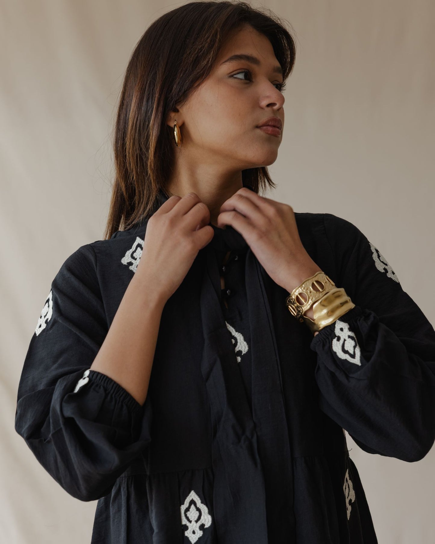 Arabesque Kleid Schwarz