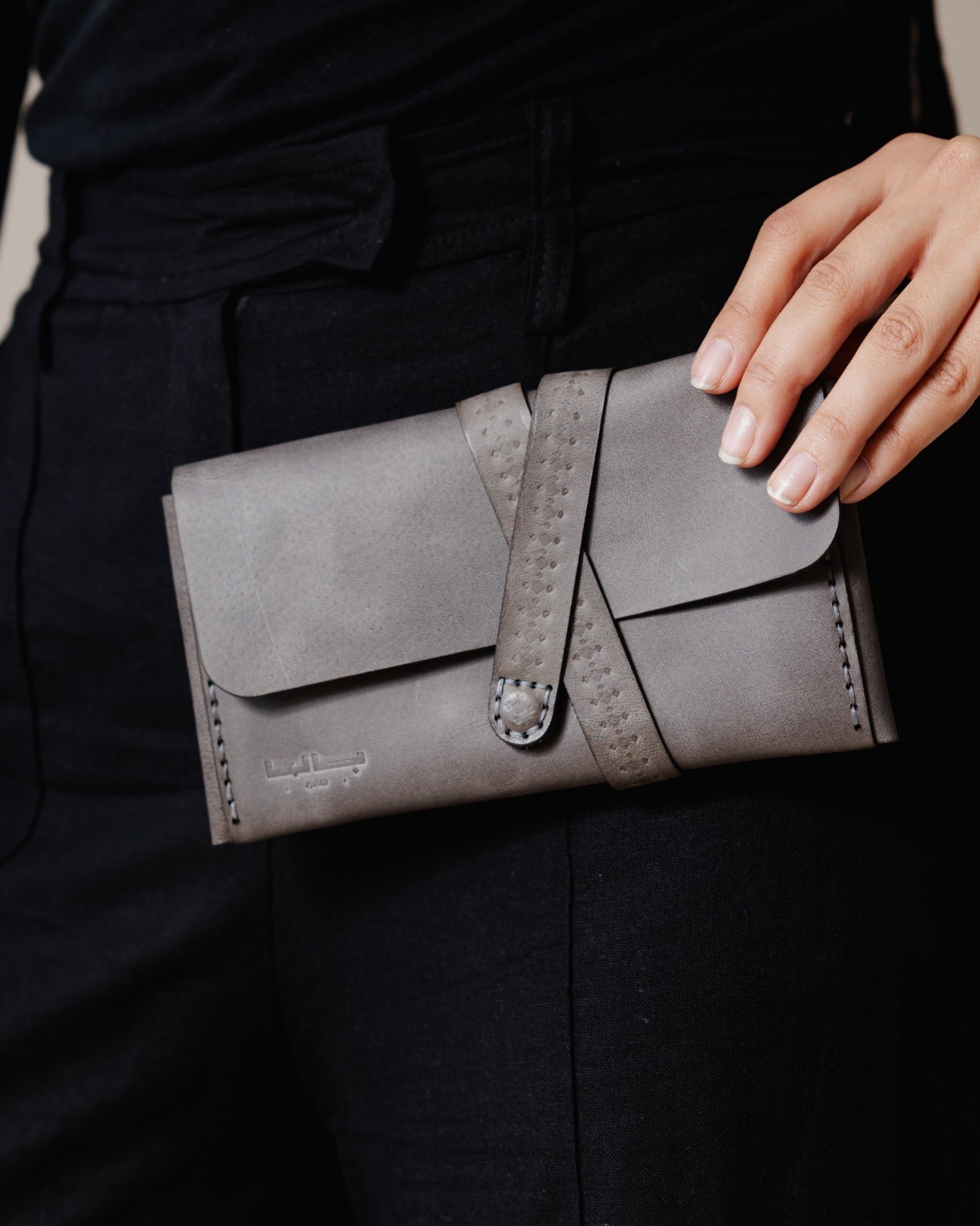 Bolsa Mahalla Genuine Cinza