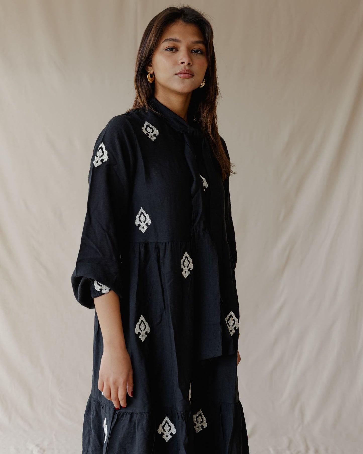 Arabesque Kleid Schwarz