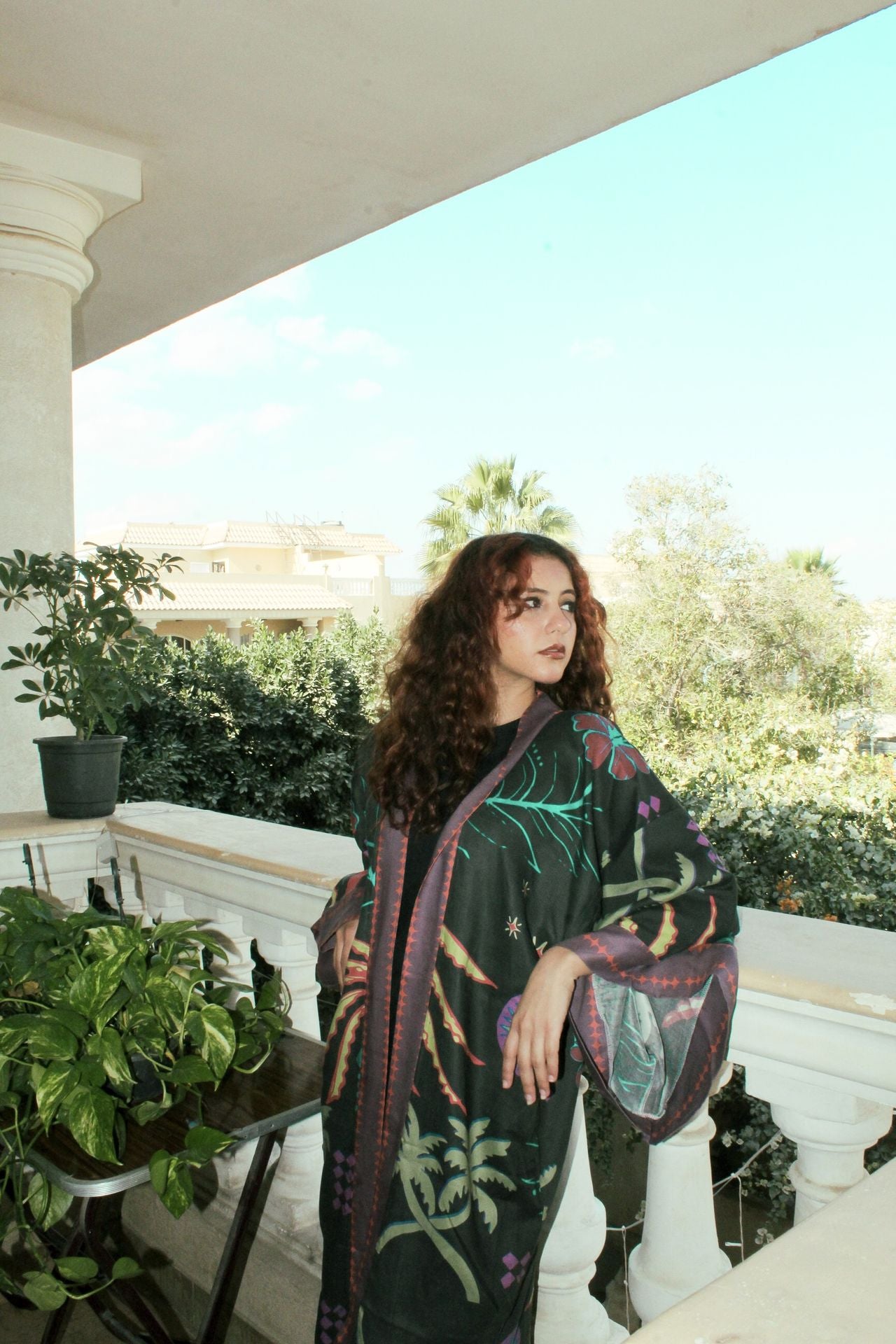 Kimono oscuro de Island Dreams
