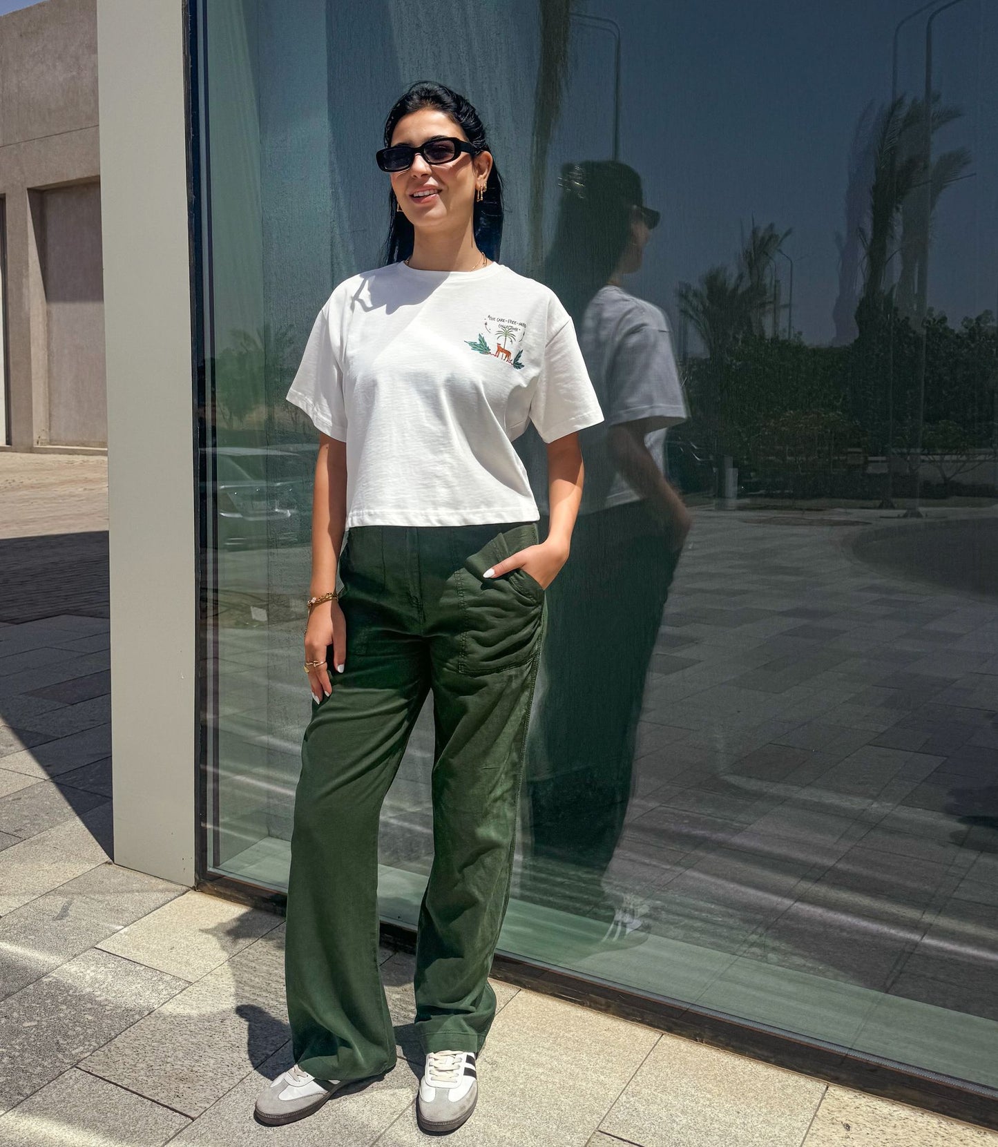 Pantaloni di lino classici verde oliva