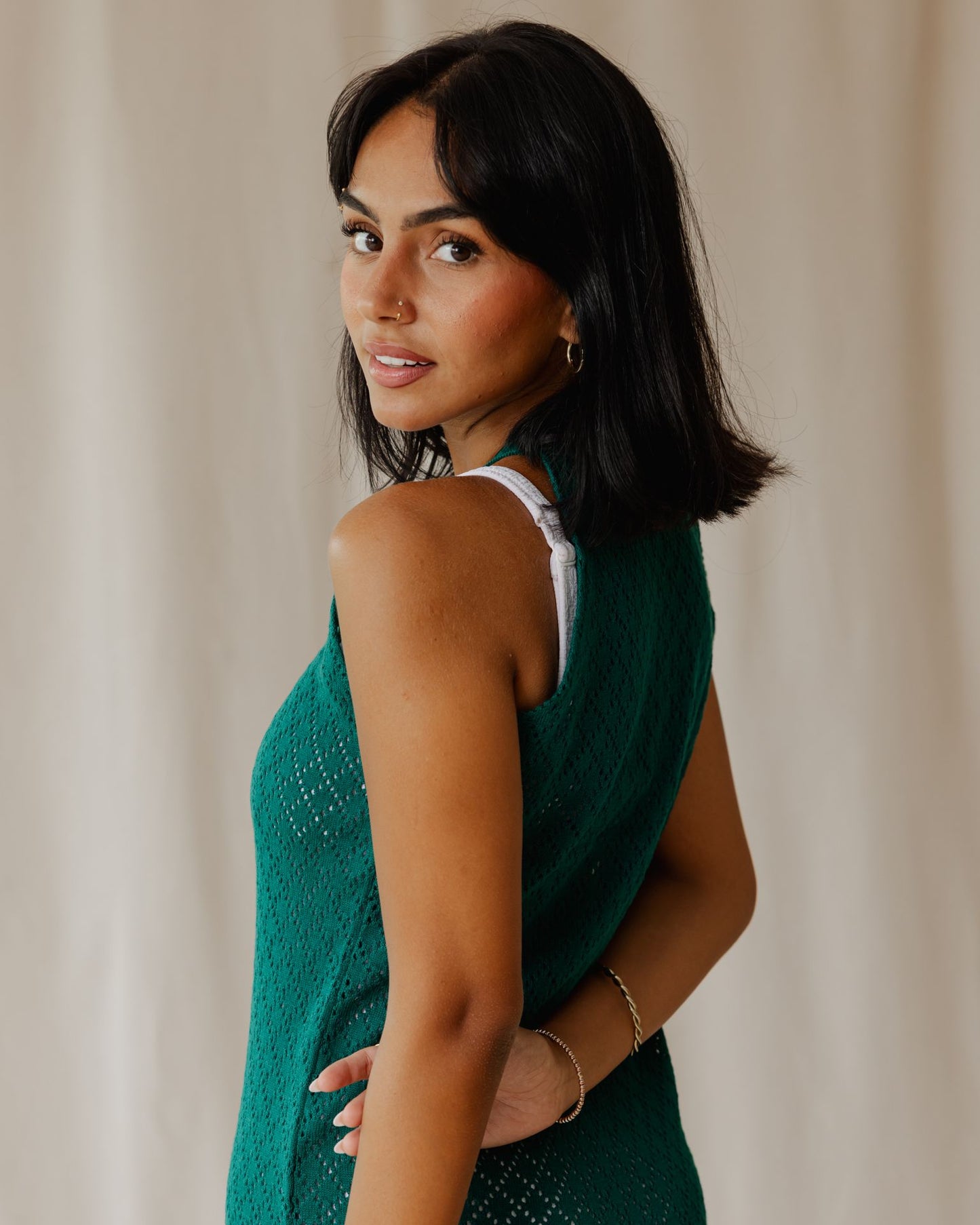 O vestido Cloudnet em azul-petróleo