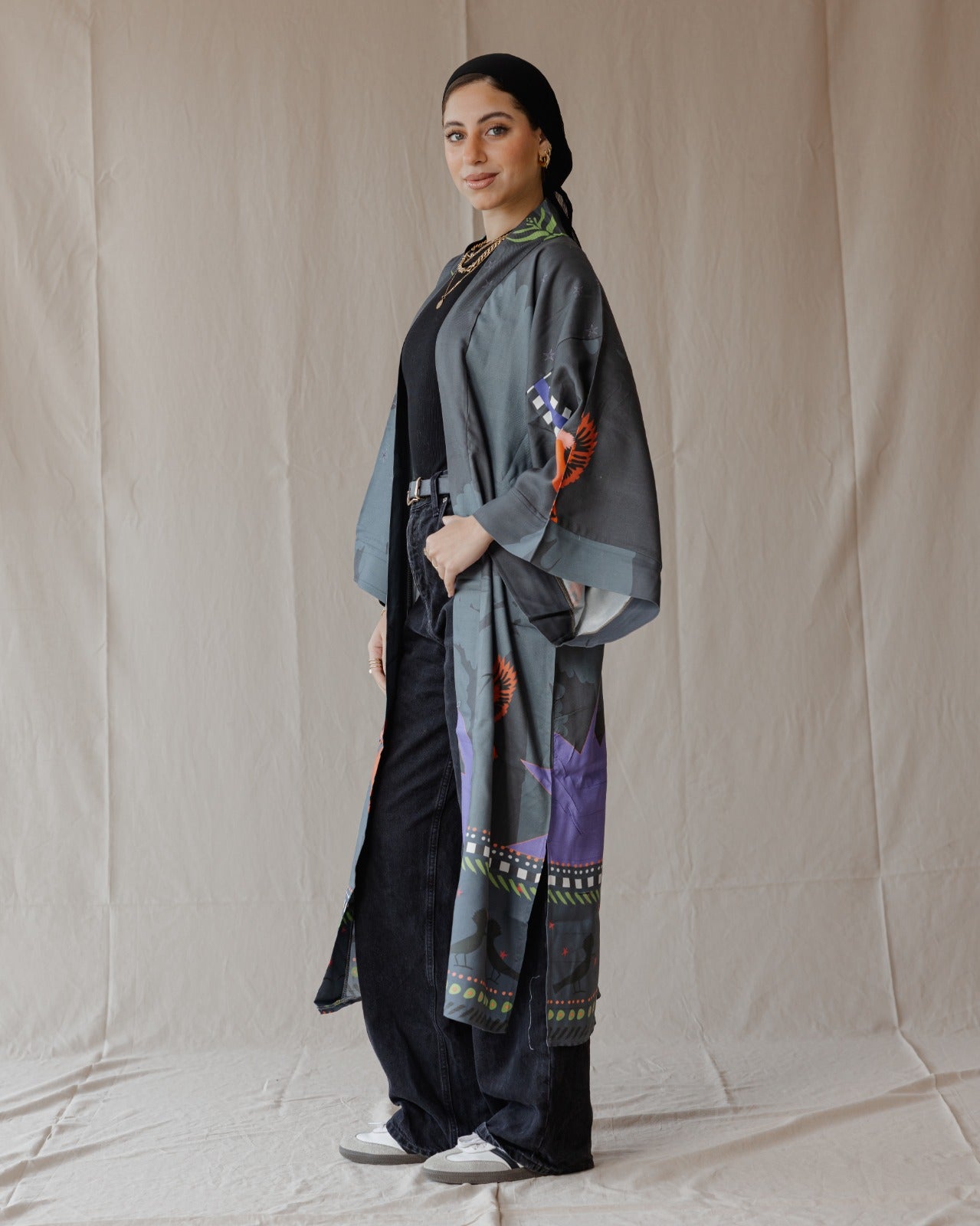 Kimono con ciondolo dell'upupa nero