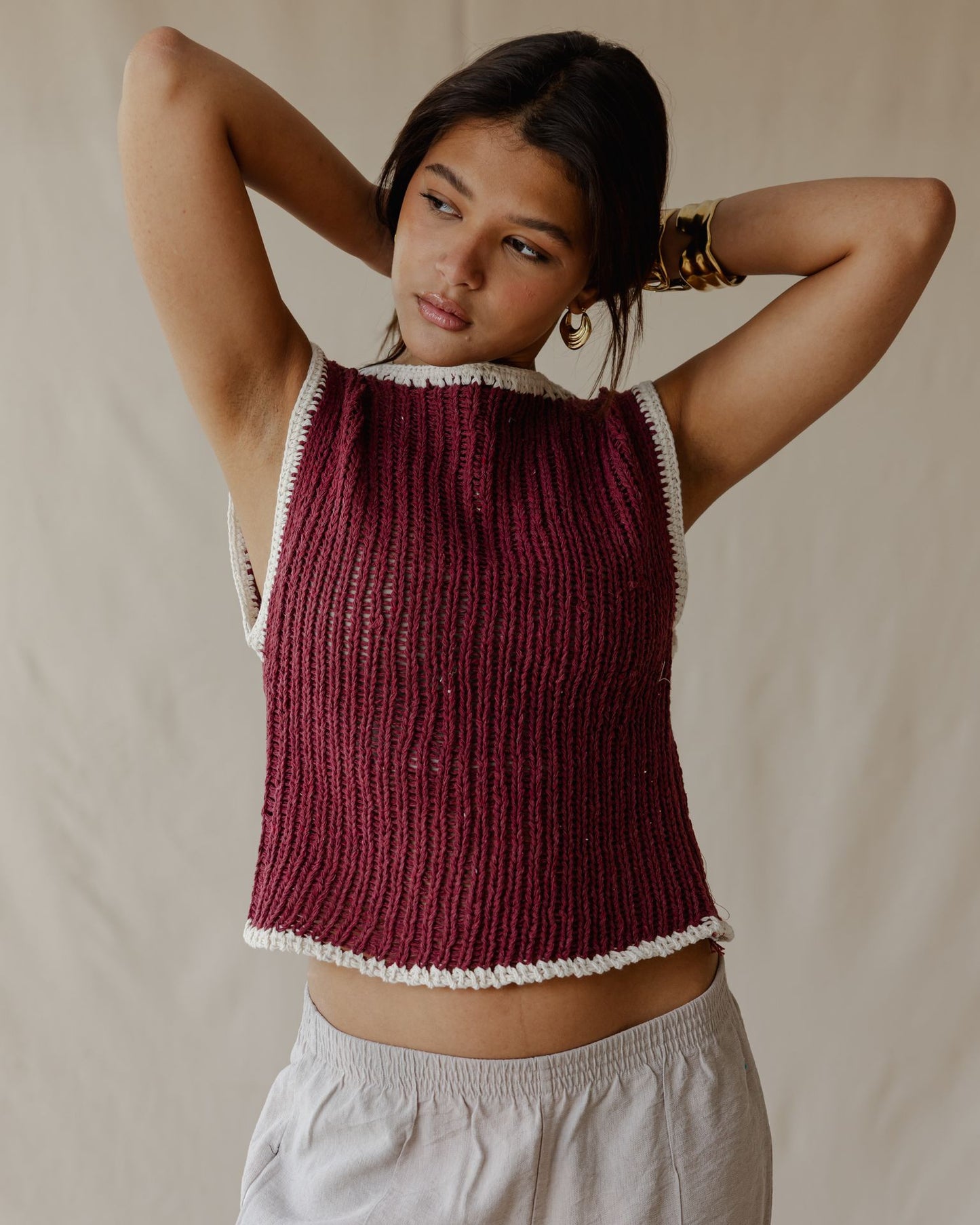 Haut en crochet contrasté bordeaux