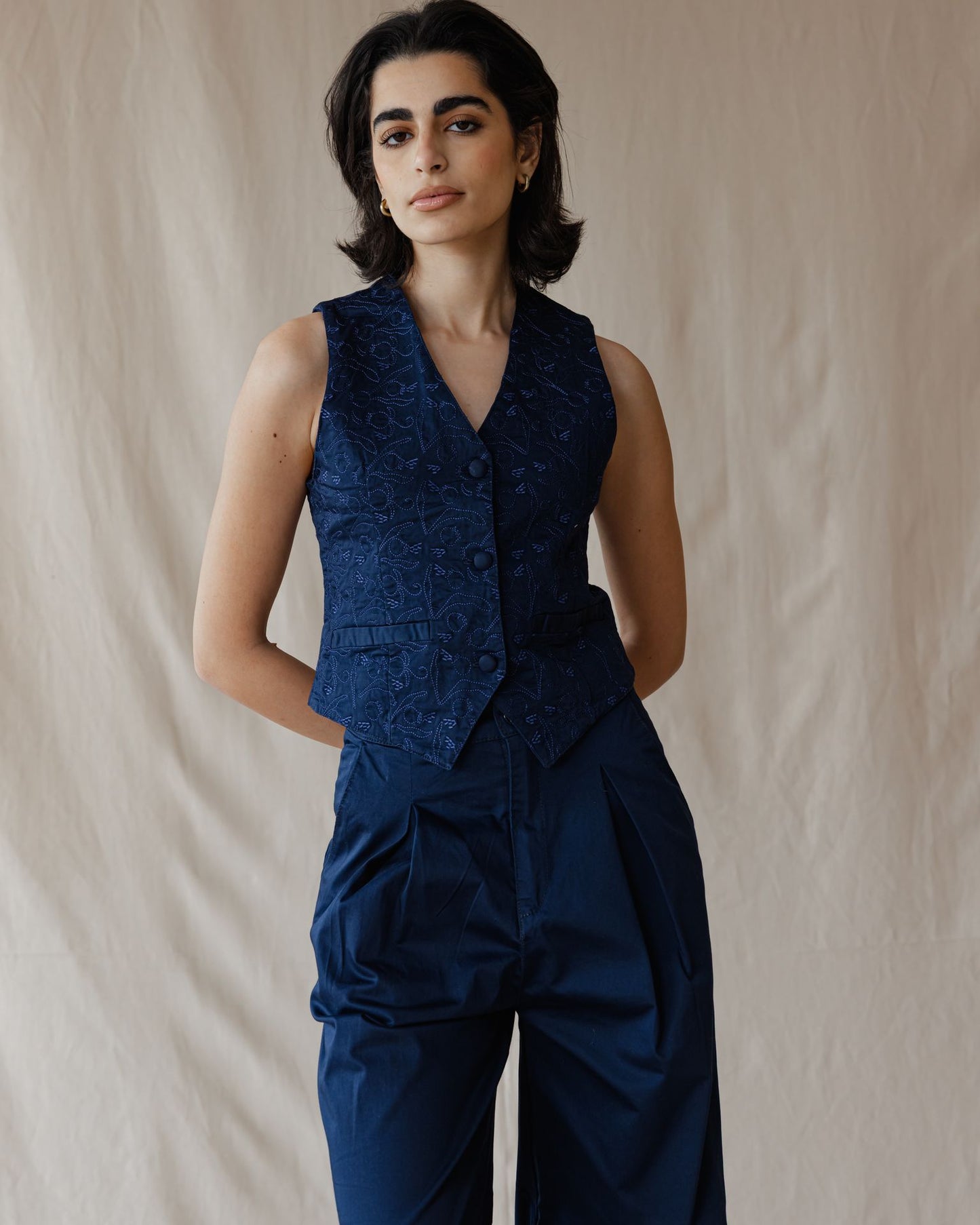 Set ricamato melograno blu navy