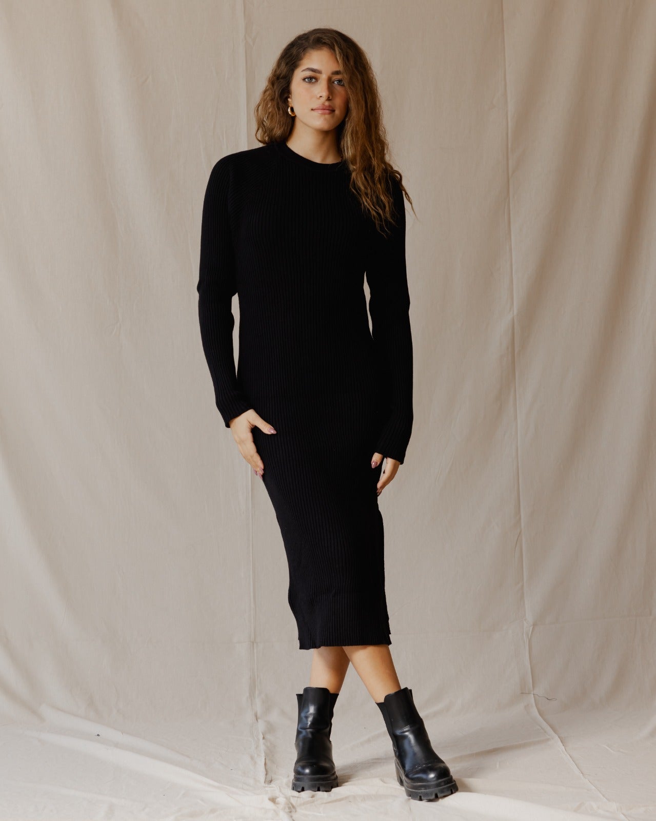 Abito in maglia audace nero