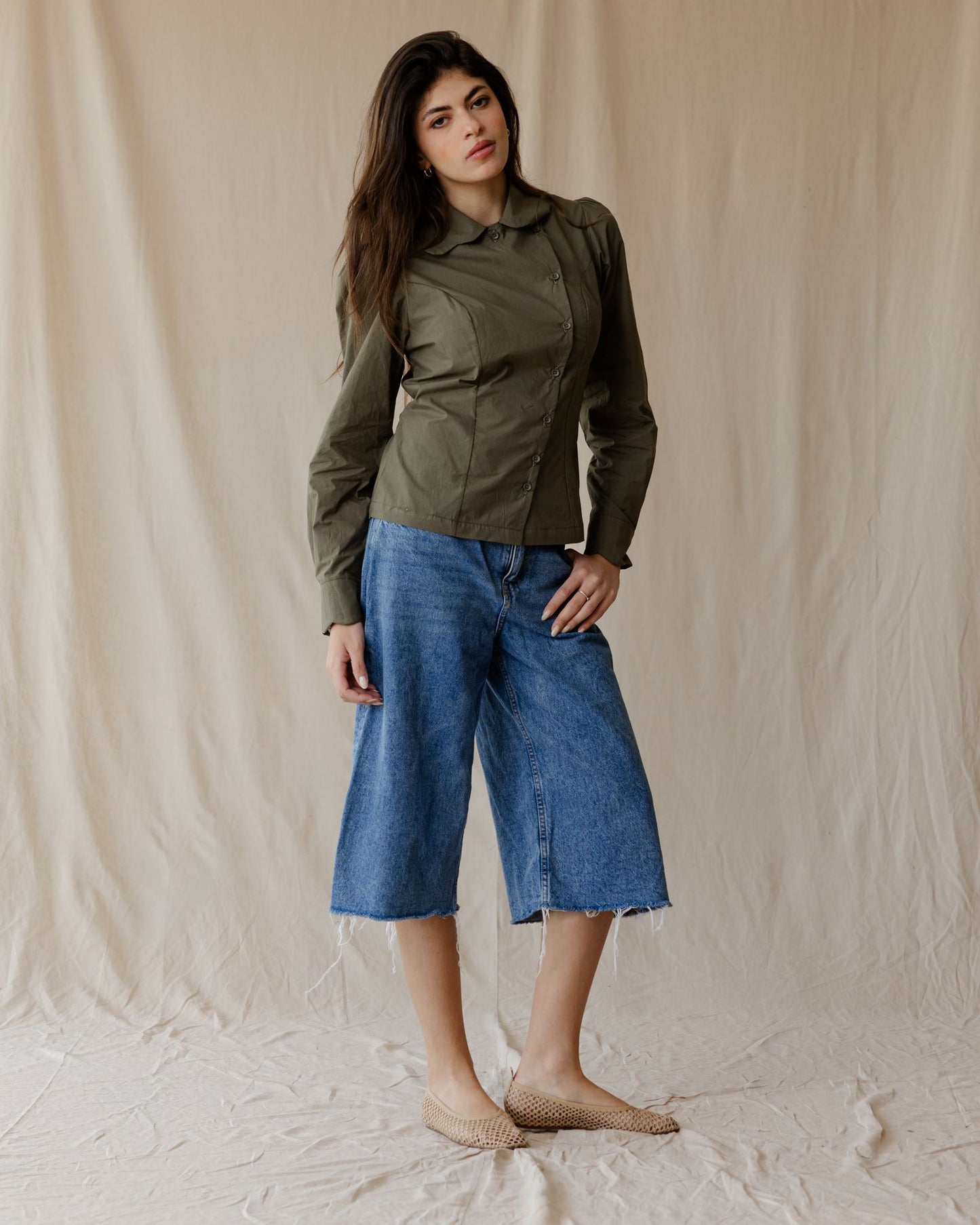 Scallop Muse Olive Shirt