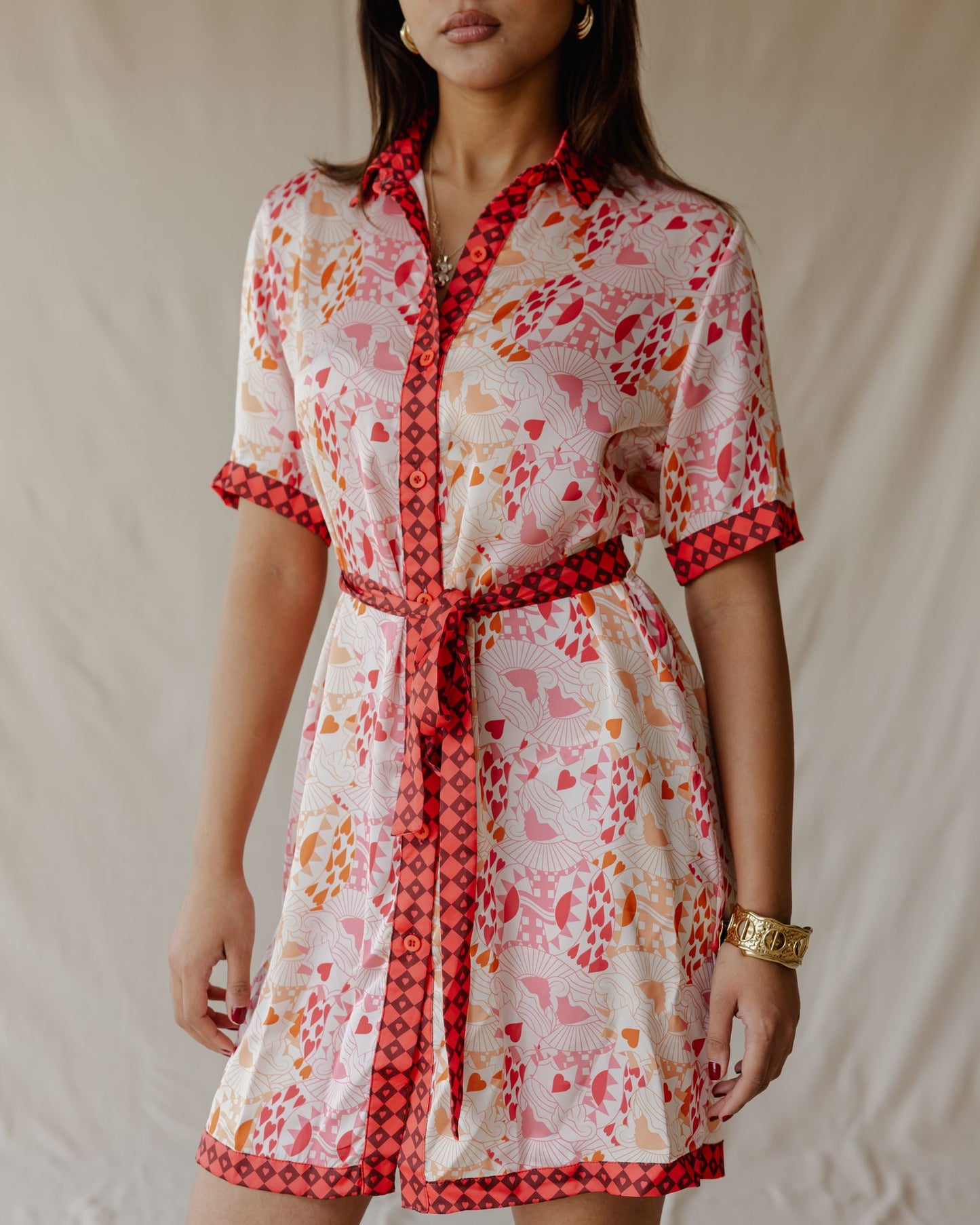 Abito-camicia in raso Regina di Cuori