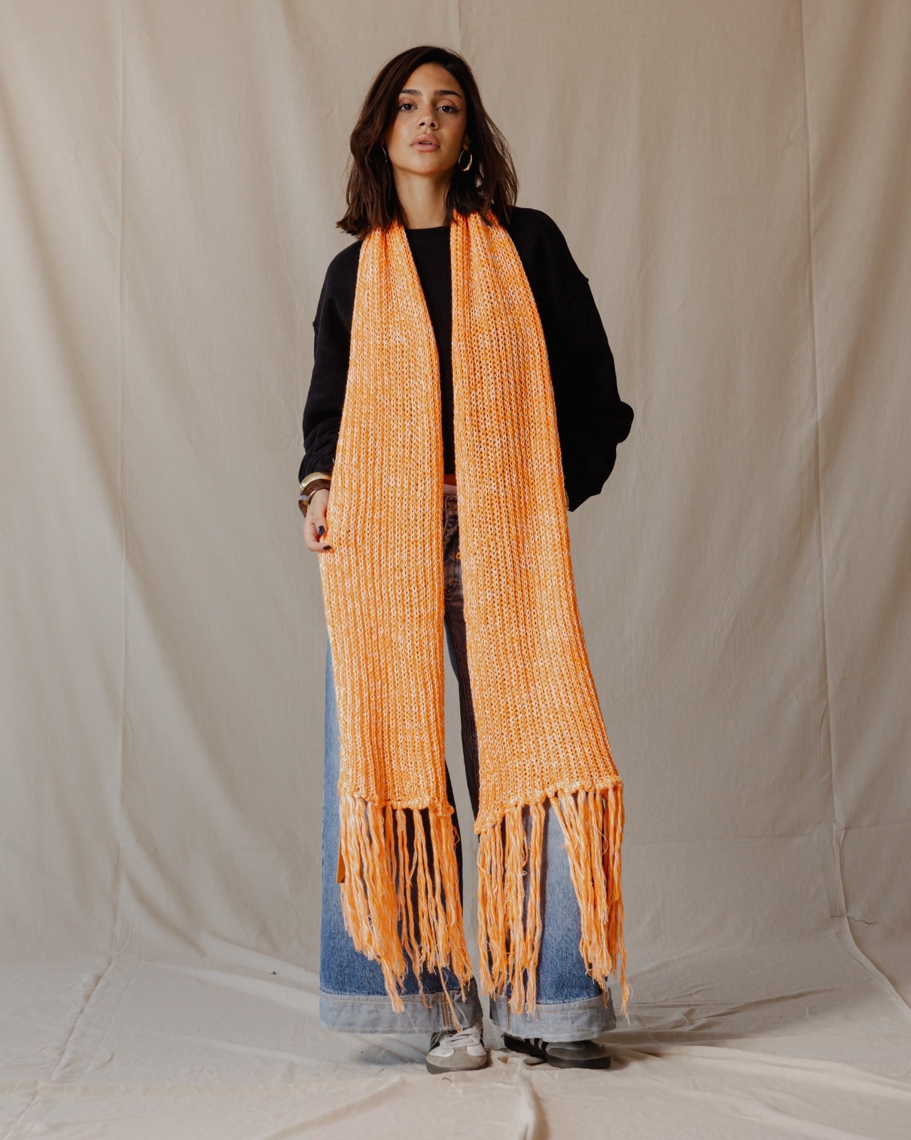 Handgemachter Rand-Fringe-Schal Orange