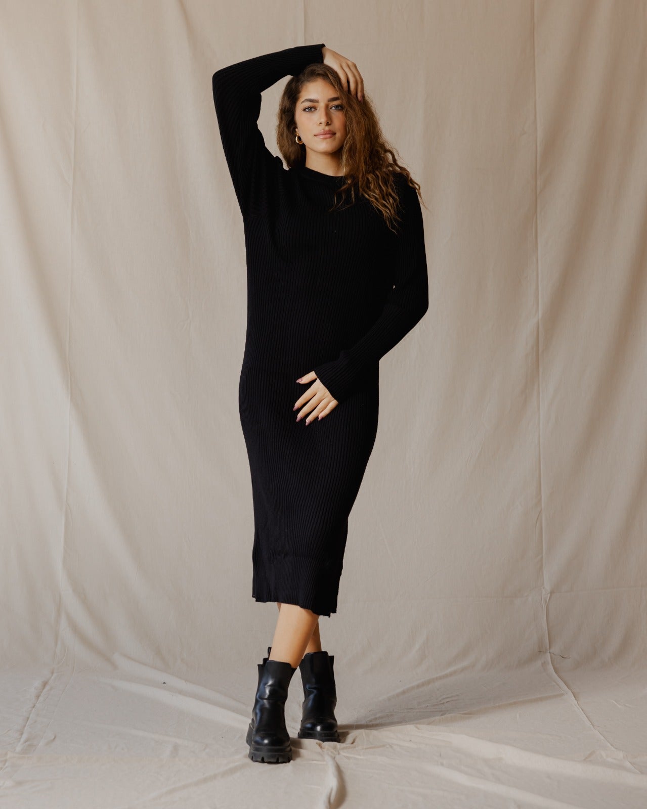 Abito in maglia audace nero