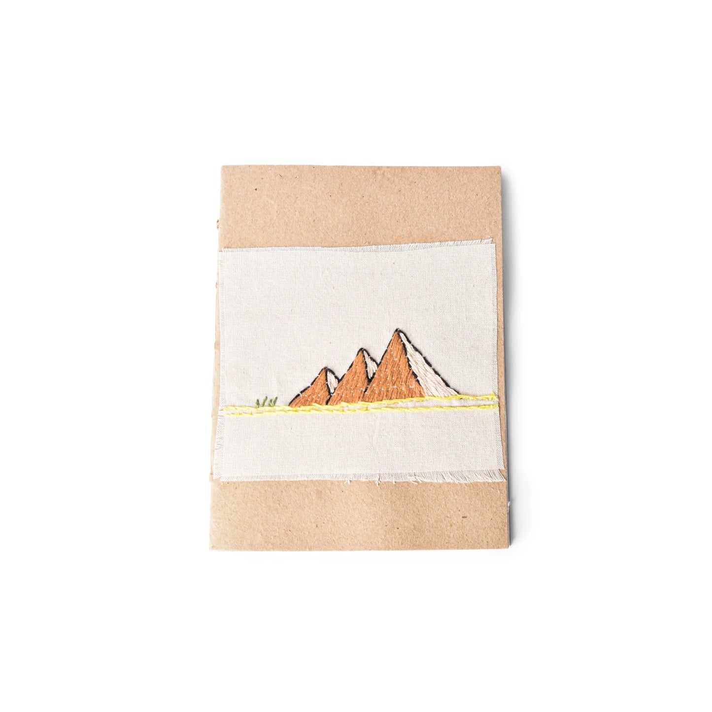 Cuaderno con Pirámides Bordadas