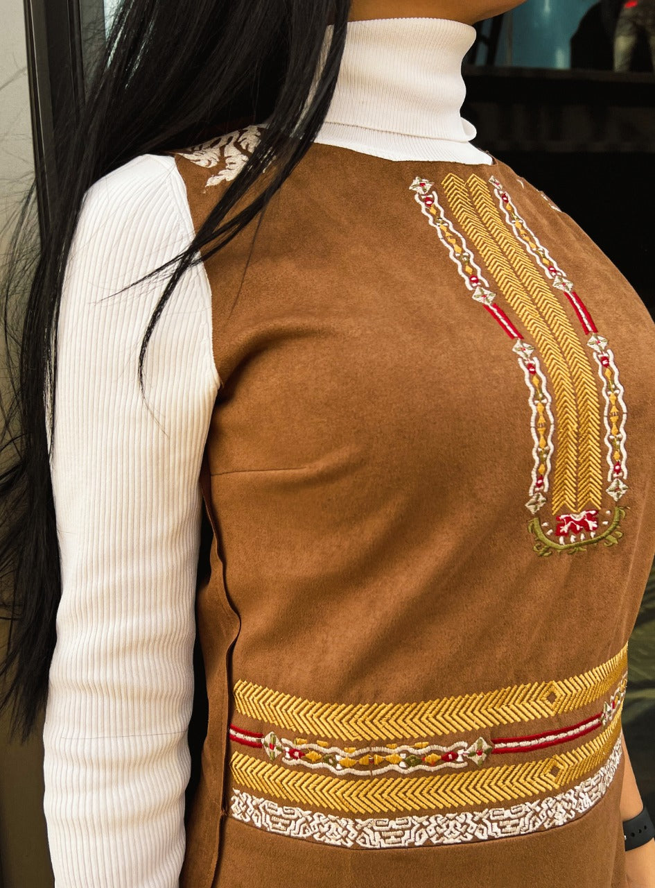 Il vestito tribale cammello