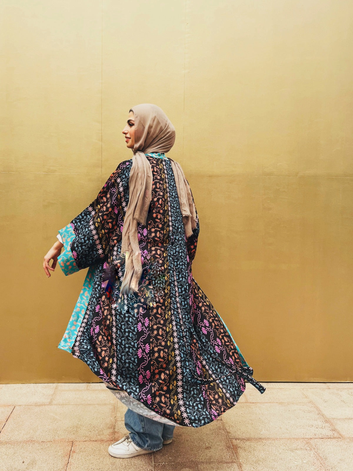 Kimono indio de jardín floral