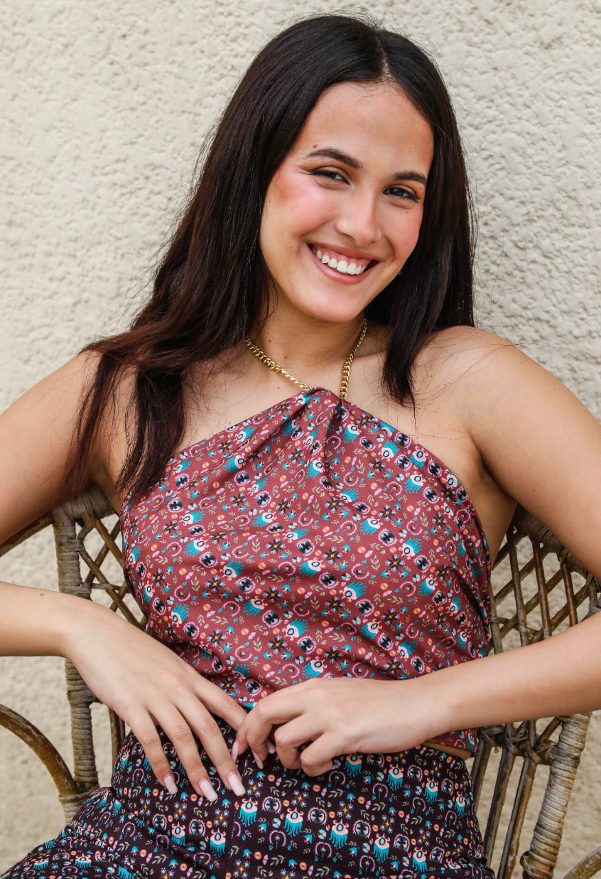 Conjunto de arte folclórica marrom