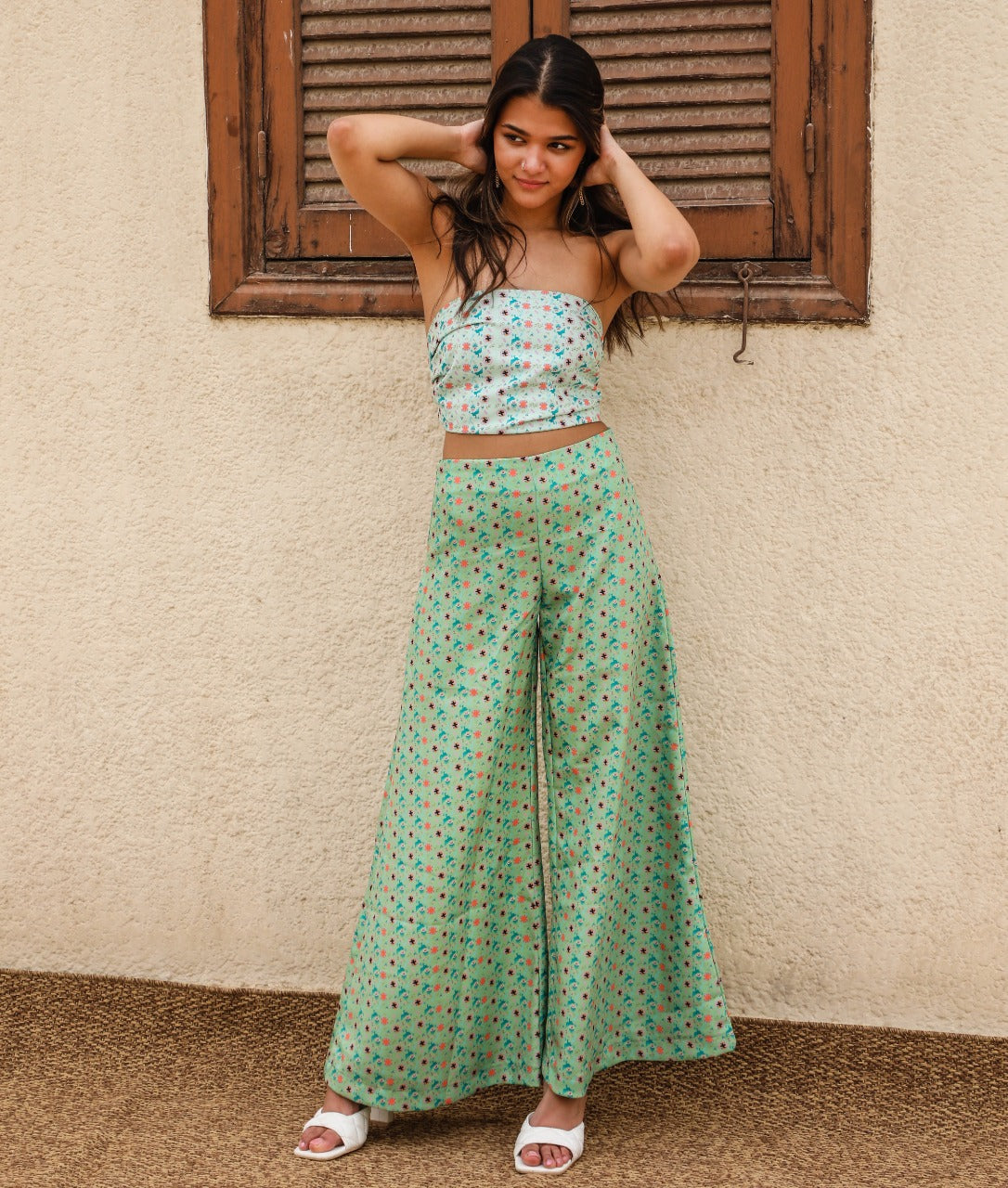 Conjunto de arte popular verde lima