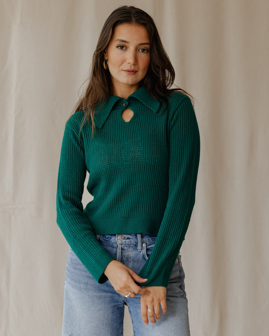 Il maglione estivo in verde acqua