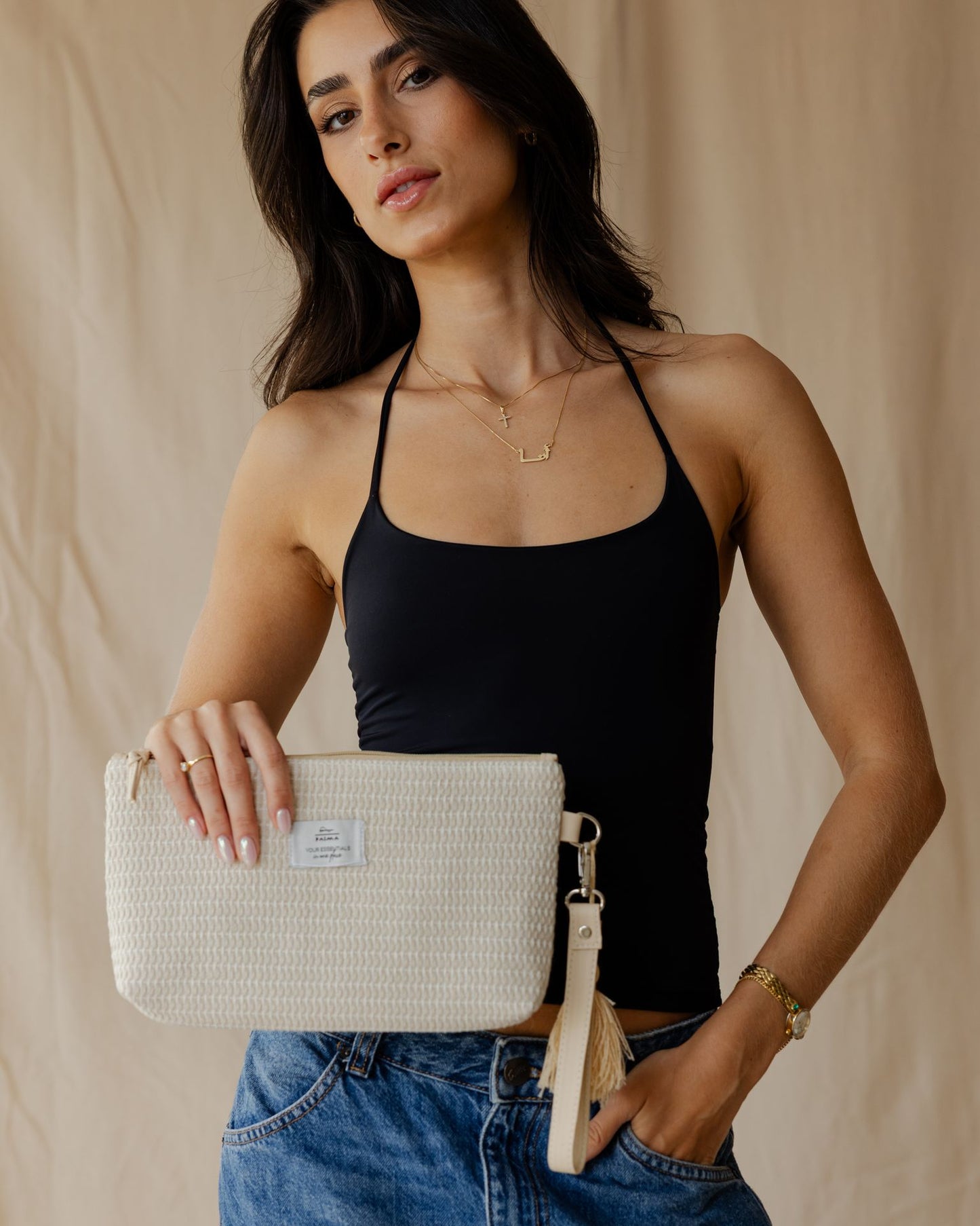 Soft Sand Essential Clutch