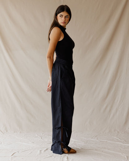 Side-tie Linen Black Pants