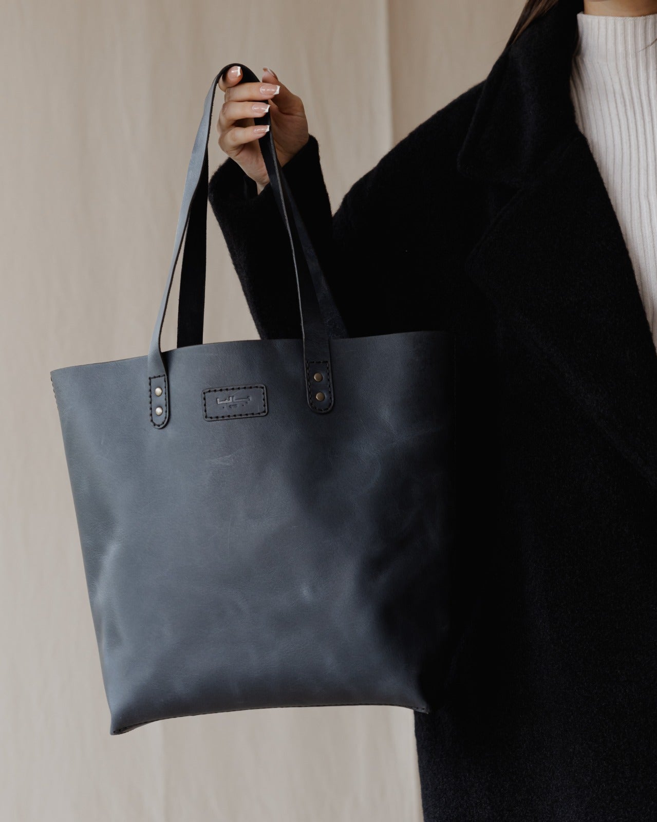 Le sac fourre-tout classique et authentique bleu marine