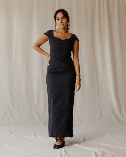 Robe noire Linéa Grace