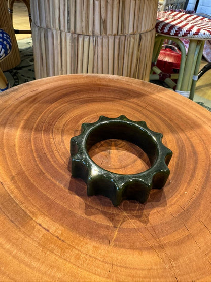 Pulsera Rígida de Forma Estructurada