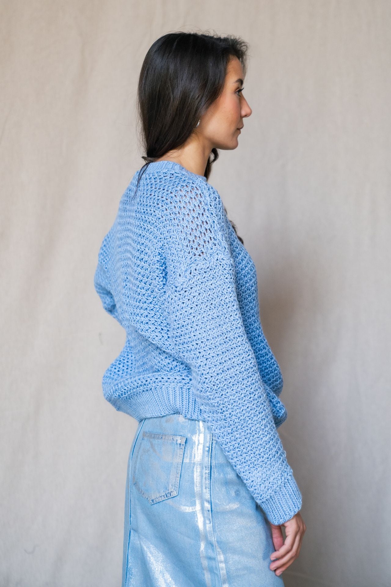 Maglione lavorato a maglia in azzurro