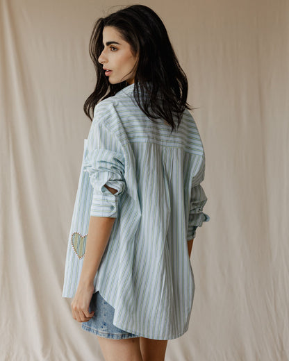 Camiseta Sage con Rayas y Corazones