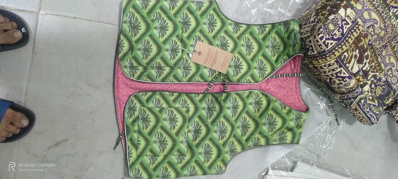 Flip & Bloom Reversible Vest in Green/Pink