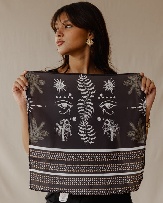 Isis Scarf In Black