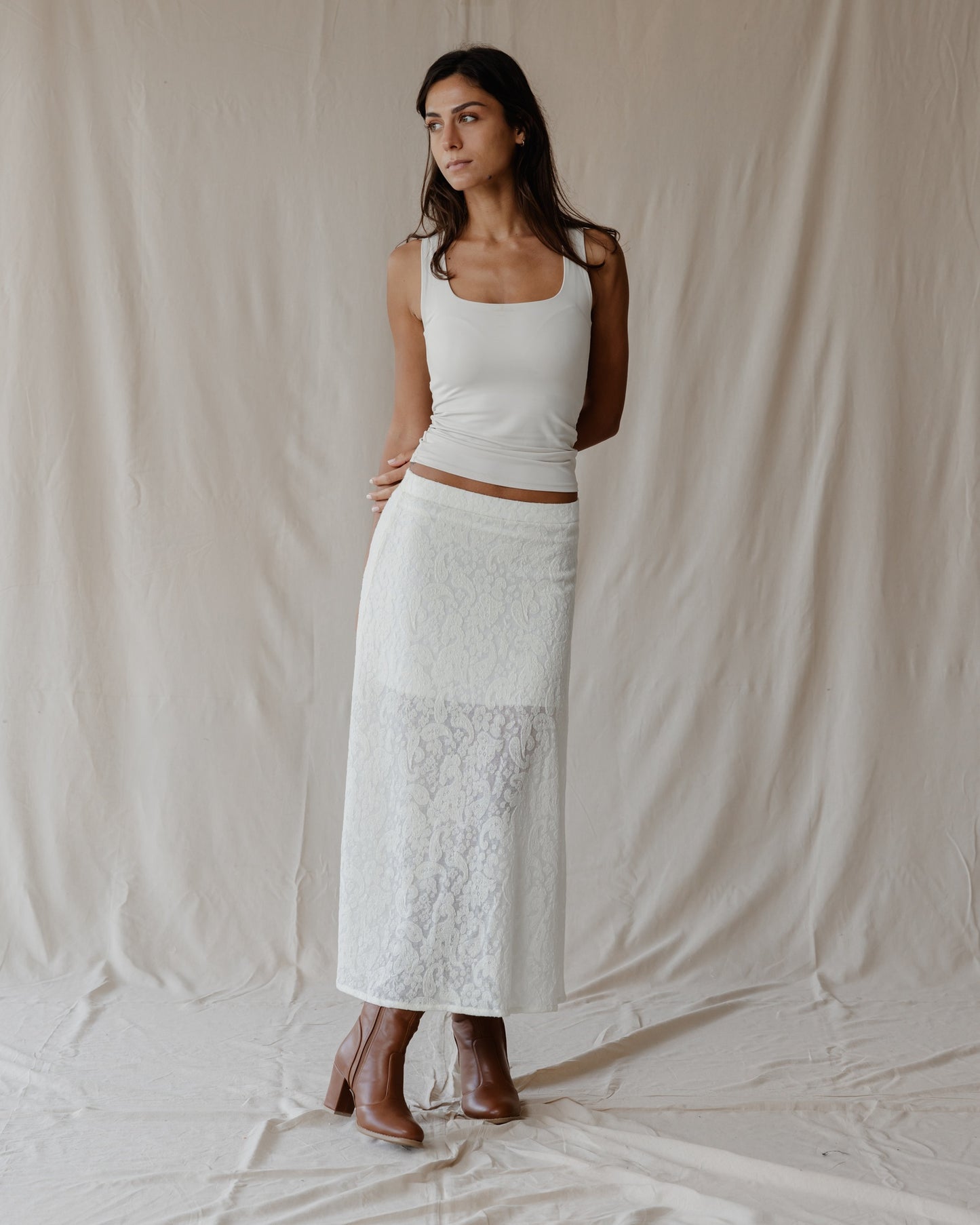 Falda Midi Encaje Moonlight Marfil