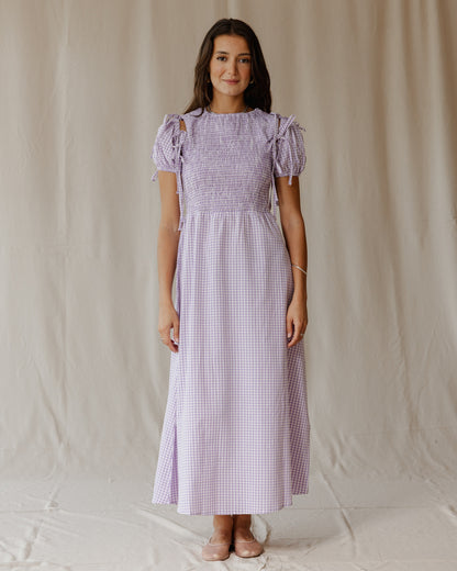 Robe violette pastel pique-nique
