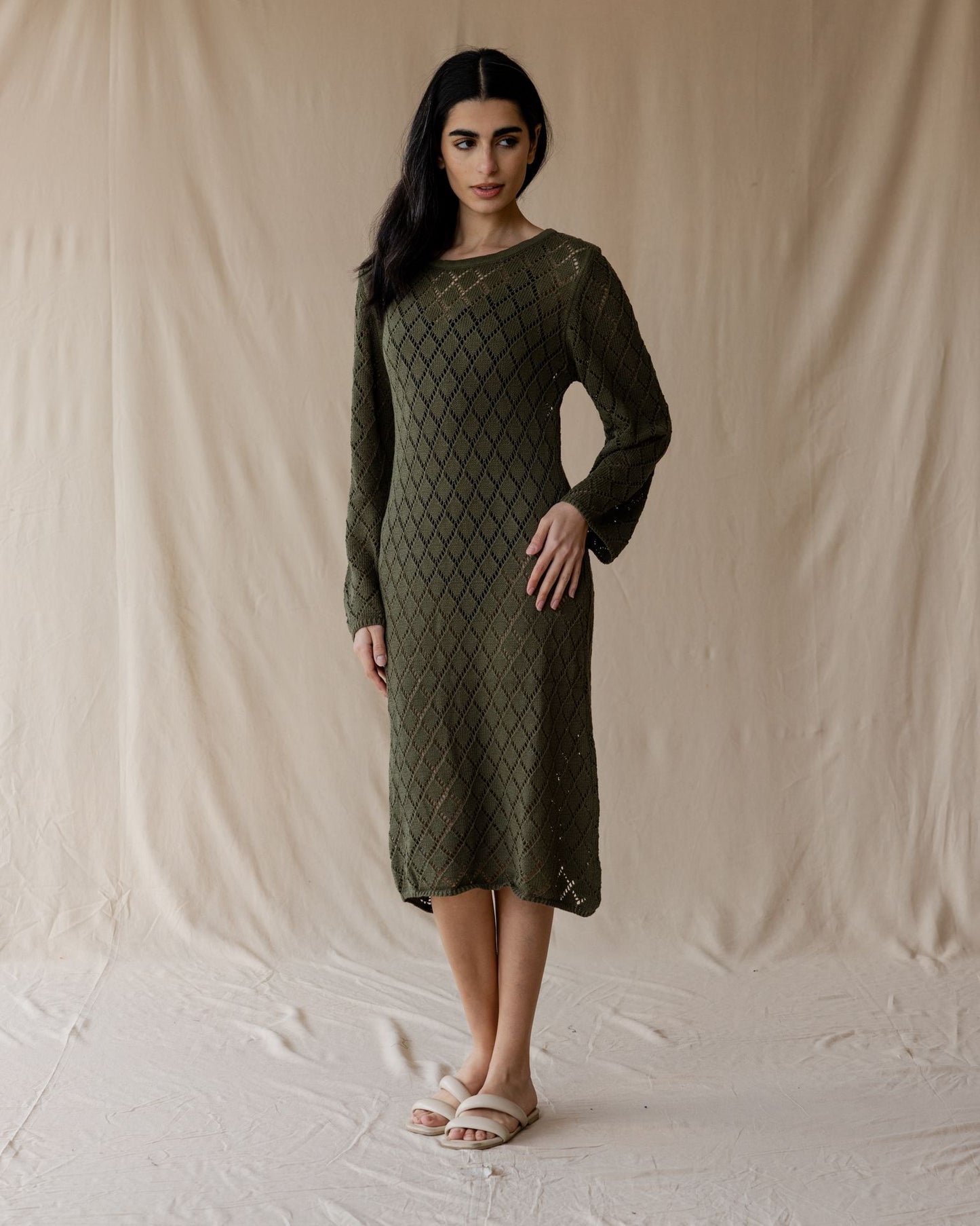 Vestido de malha verde azeitona crepuscular