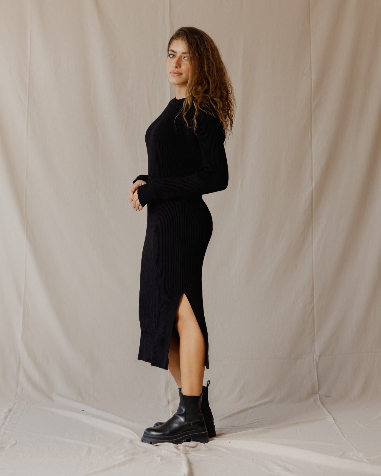 Abito in maglia audace nero
