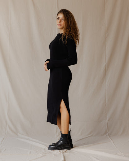 Abito in maglia audace nero