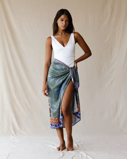 Botanical Horse Caravan Wrap
