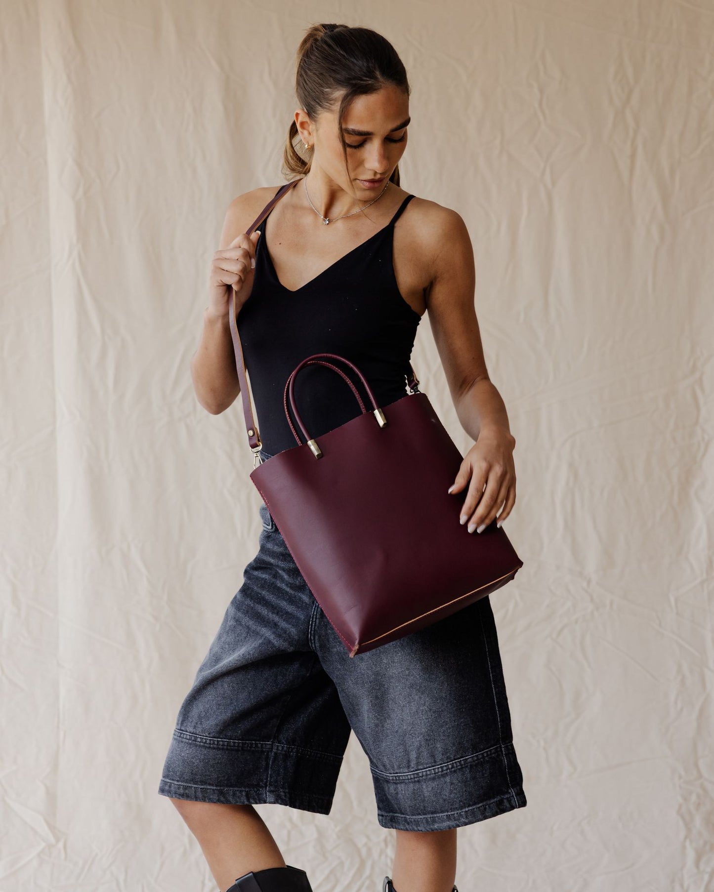 Bolso Linea en Piel Auténtica Burdeos