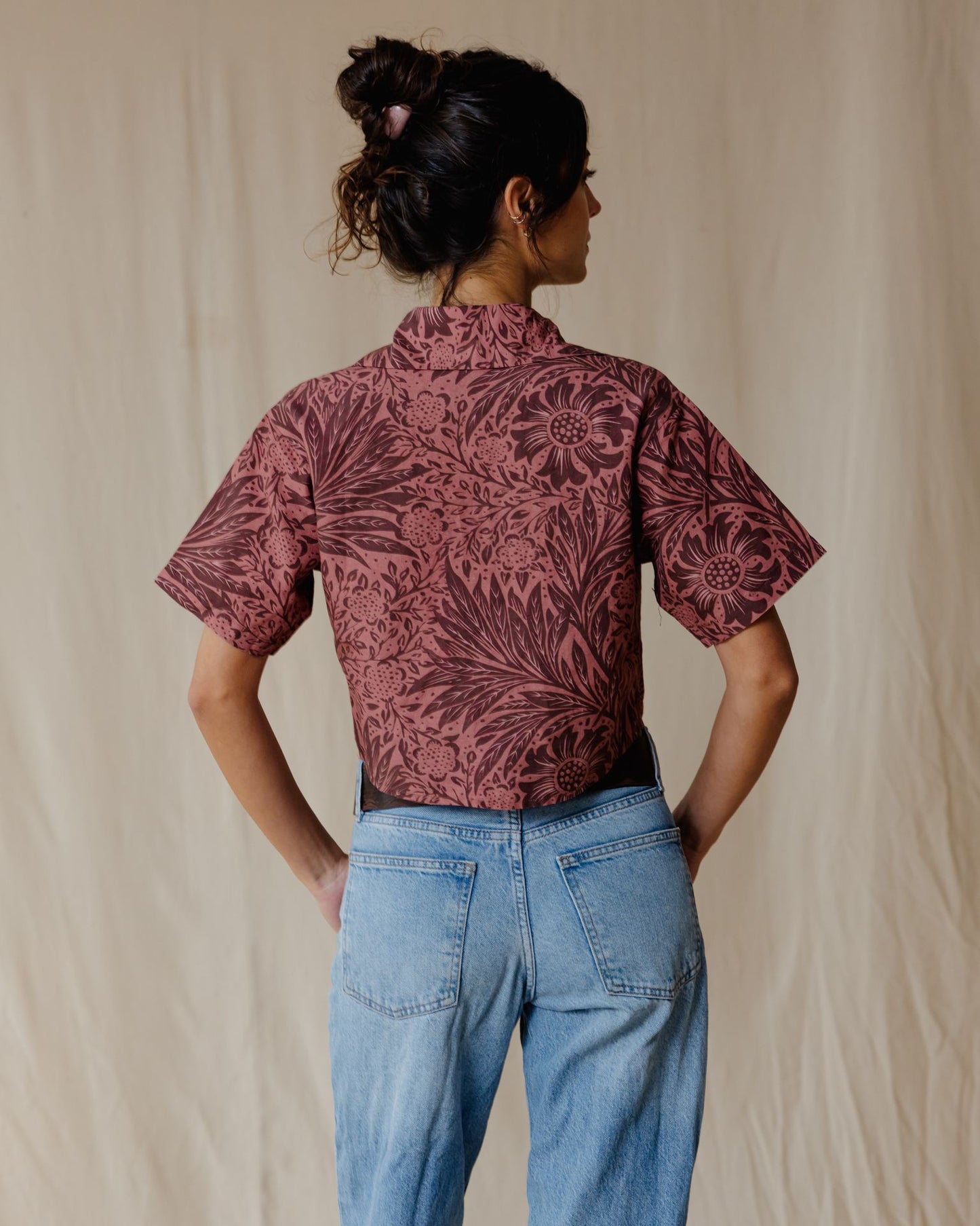 Camisa Antique Bloom en Burdeos
