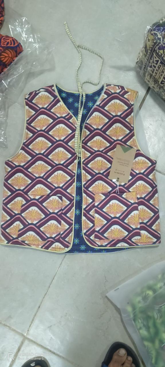 Flip & Bloom Reversible Vest in Amber/Navy