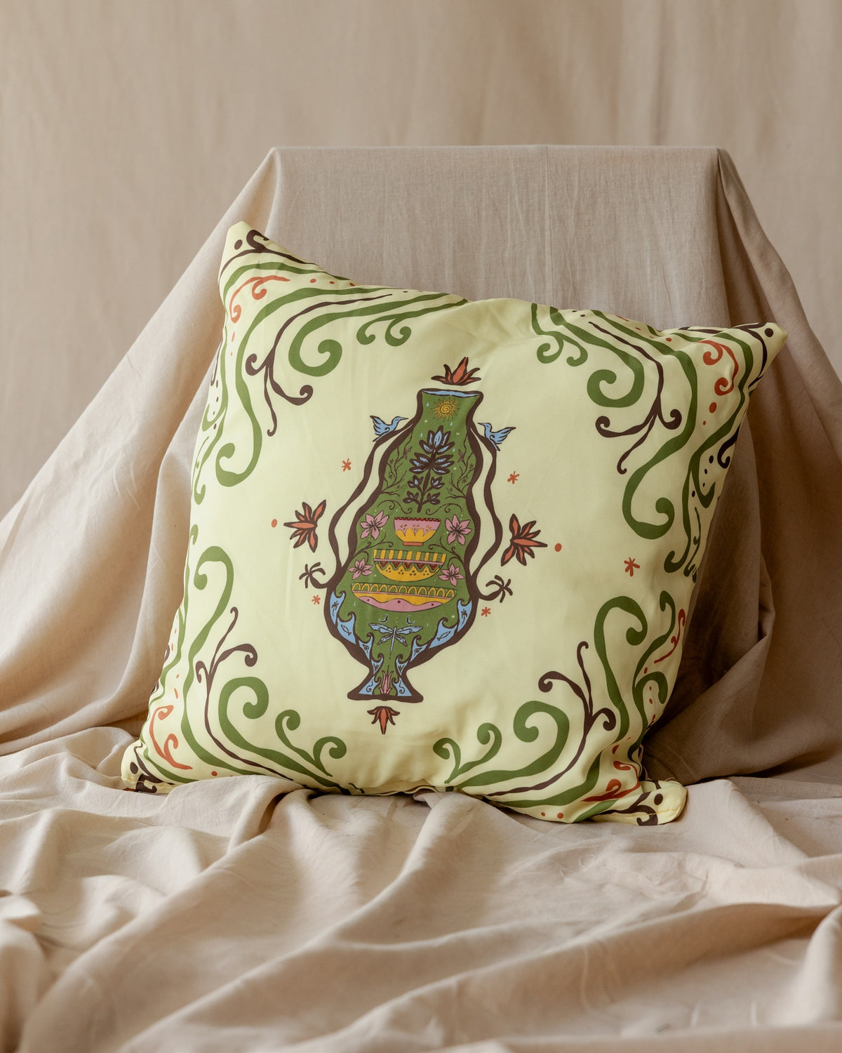 Palma X Ellie Enchanted Vase Cushion
