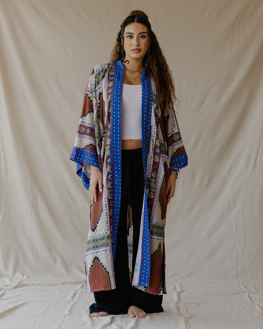 Kimono de algodão azul e castanho