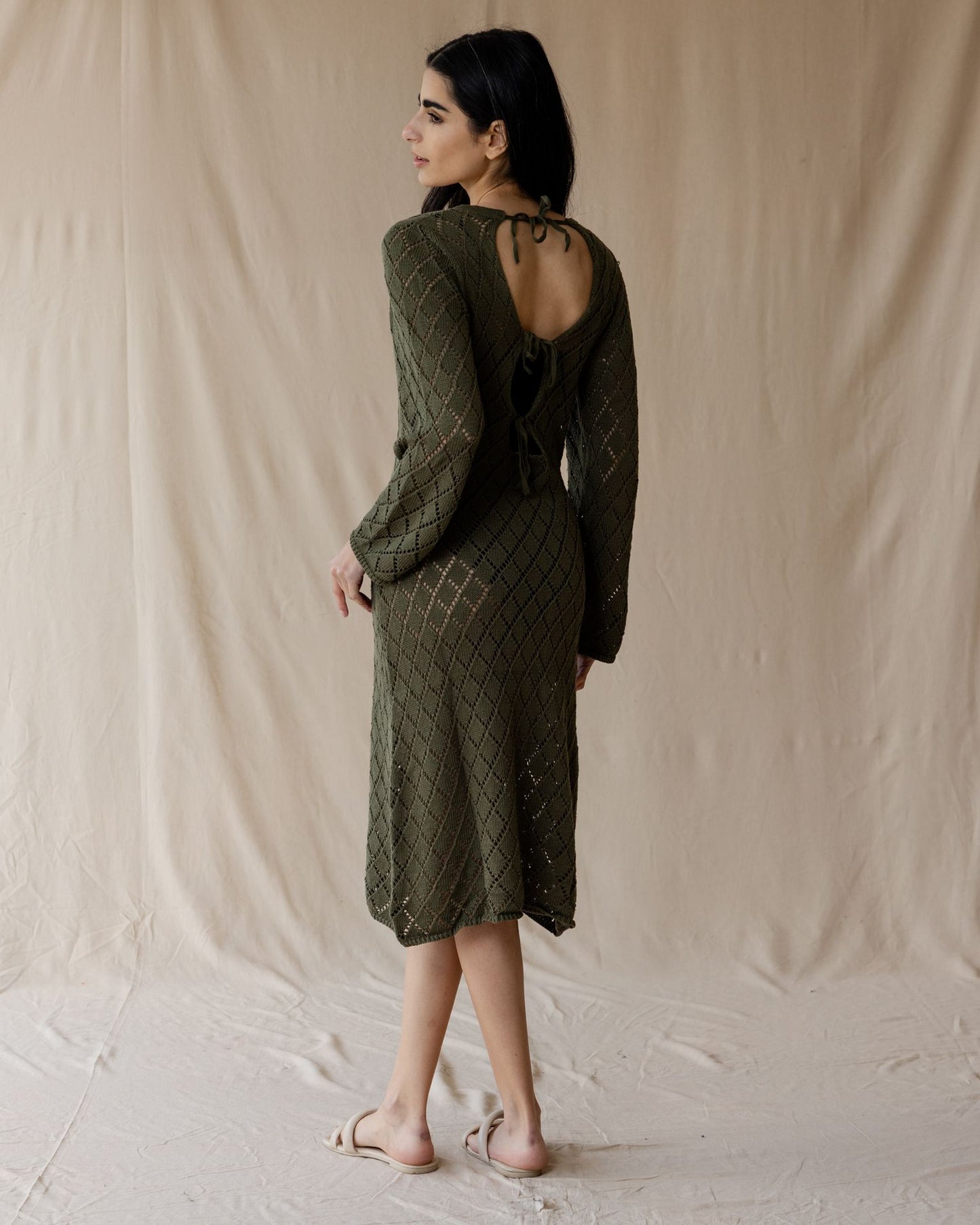 Vestido de malha verde azeitona crepuscular