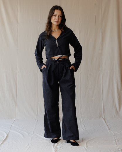Ruska Set In Black